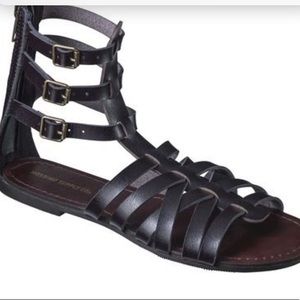 Black gladiator sandals